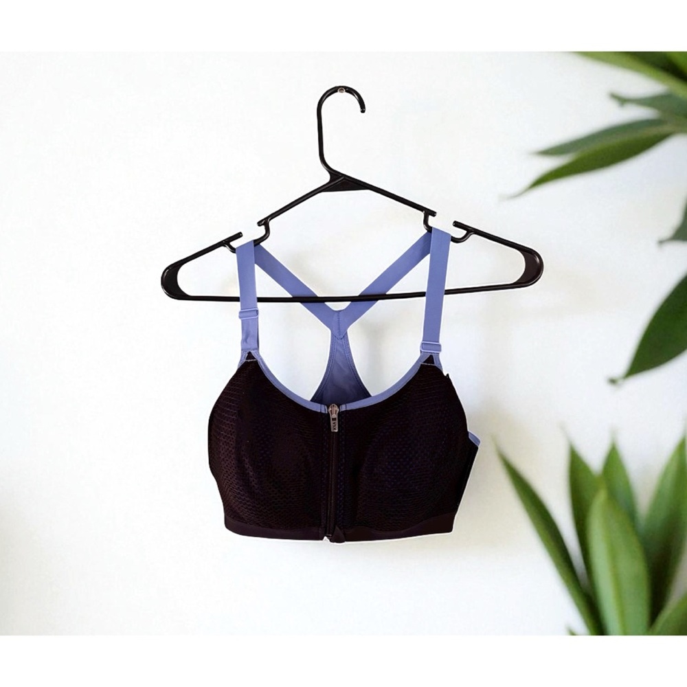 Victoria’s Secret Black and Blue Sports Bra